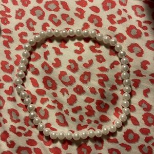Beaded pearl choker